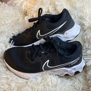 Woman’s Nike Renew tennis shoes